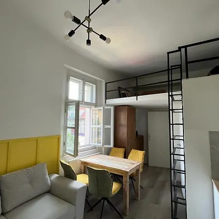 New Close To Palmovka Apartmán