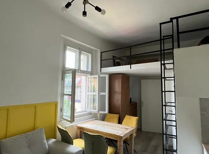 New Close To Palmovka Apartmán